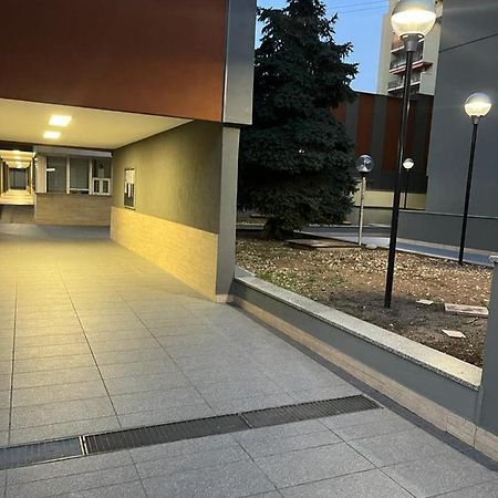 Einaudi Apartment Cologno Monzese Exterior foto