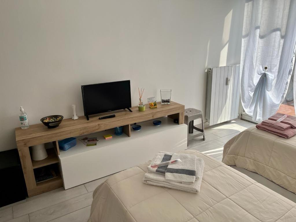 Einaudi Apartment Cologno Monzese Exterior foto