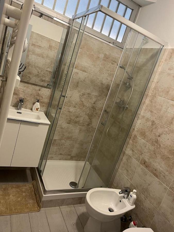 Einaudi Apartment Cologno Monzese Exterior foto